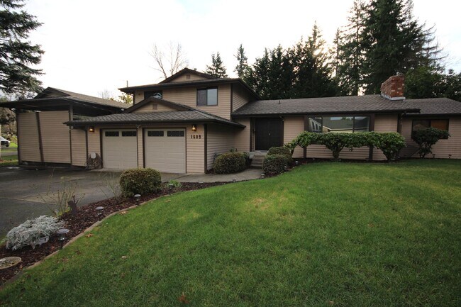 Building Photo - Spacious 4-Bedroom Home in the Heart of Milton