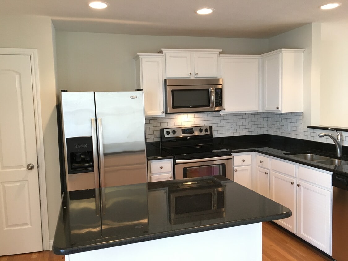 5898 Winberry Creek Dr Unit 5898 Winberry Creek Dr, Dublin, OH 43016