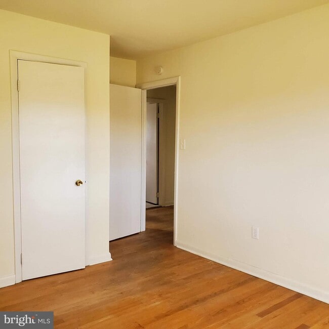 Building Photo - 8614 Linton Hall Rd
