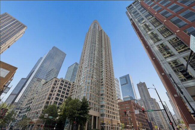Foto del edificio - 345 N La Salle Dr