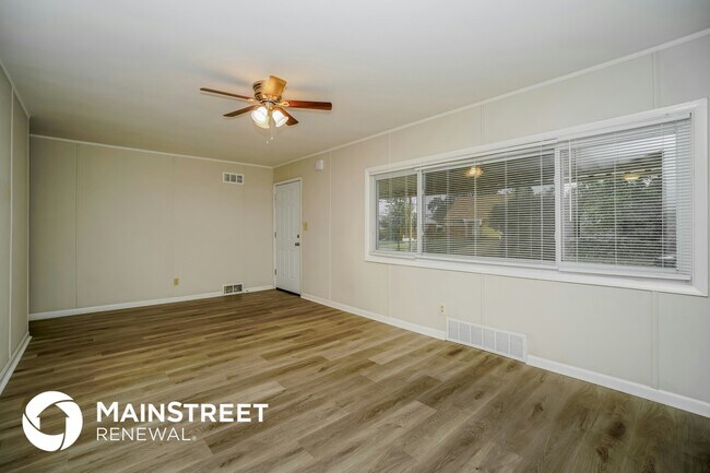 Building Photo - 3980 Halsey Pl