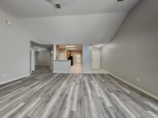 Foto del edificio - 22506 Spence Park Ct