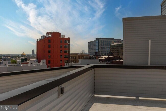 Foto del edificio - 1519 Ridge Ave