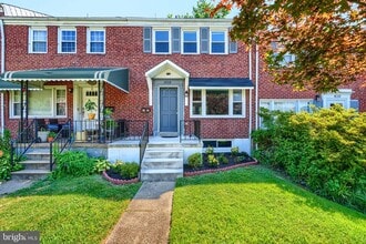 Building Photo - 1618 Wadsworth Way