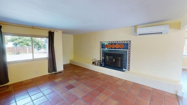Building Photo - Eco-FriendlySouthwest Gem with Gardens & S...