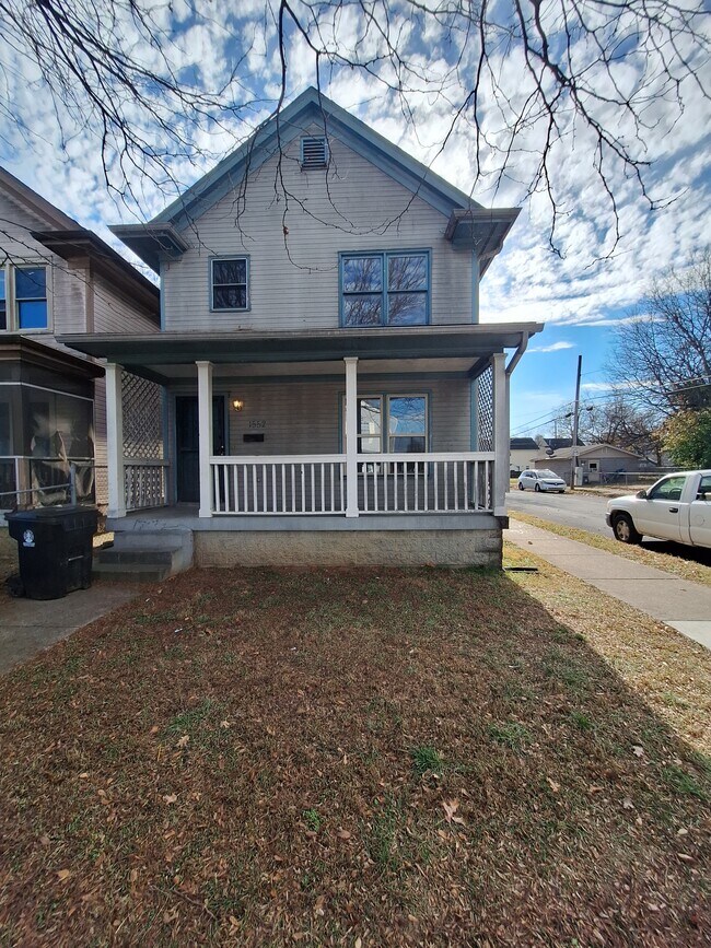 Frente de la casa - 1552 Gallagher St