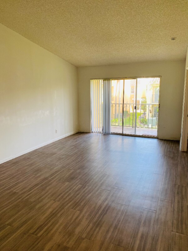Foto del edificio - 1130 Lake Shore Dr