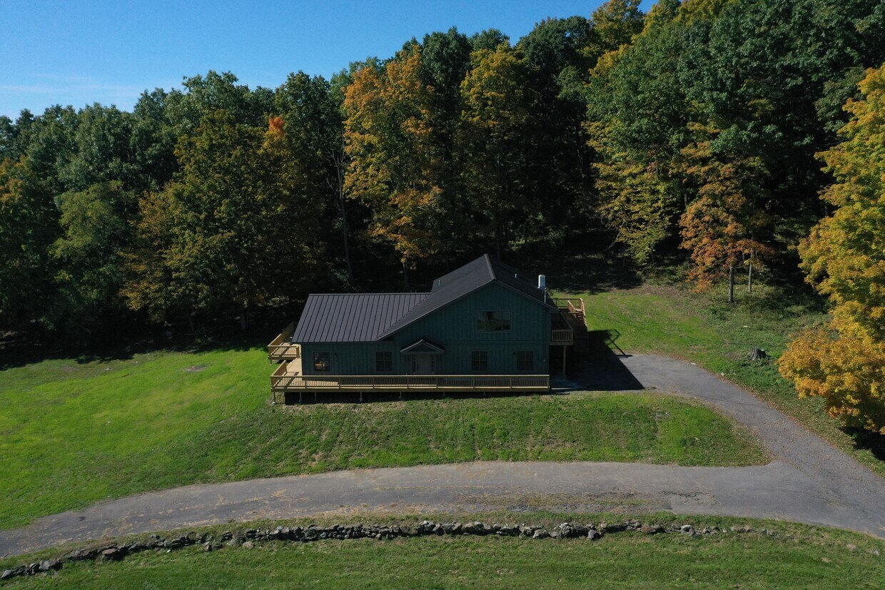 589 Overlook Rd, Hillsdale, NY 12529 House for Rent in Hillsdale, NY