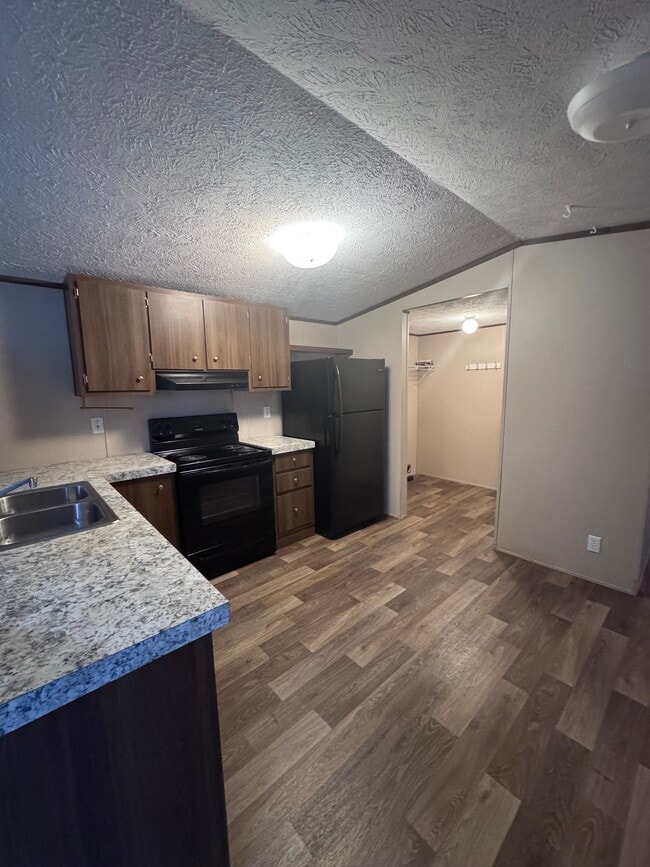 Building Photo - 118 Loyalty Ln