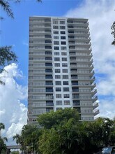 Building Photo - 18151 NE 31st Ct