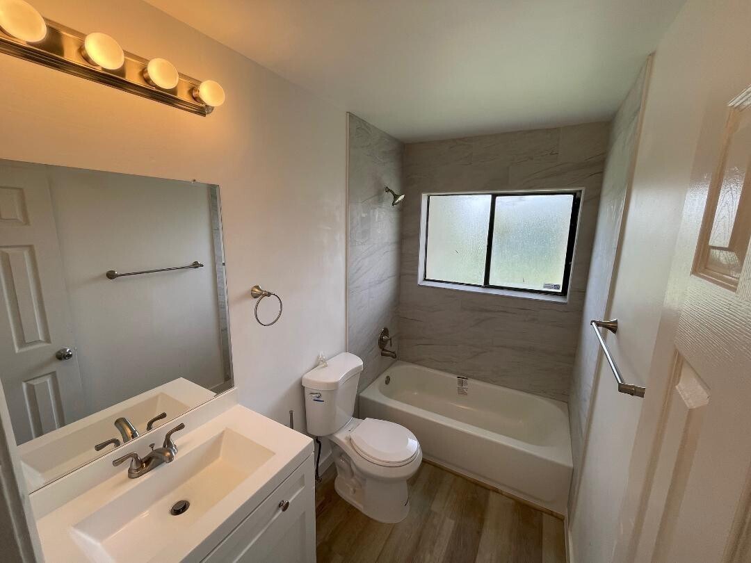 Foto del edificio - 11372 Royal Palm Blvd