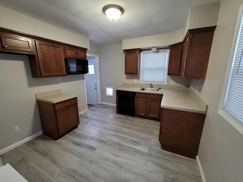 28960 Westfield St, Livonia, MI 48150 House for Rent in Livonia, MI