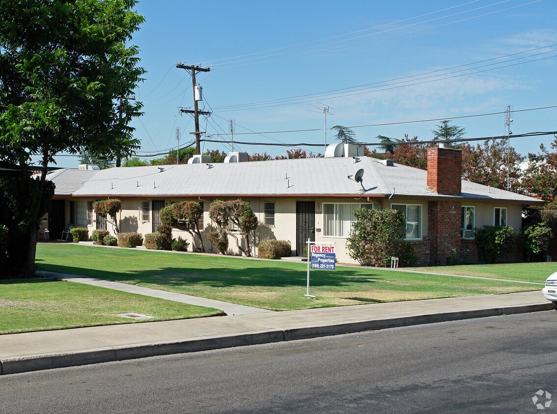 Primary Photo - 3132 E Normal Ave