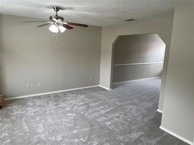 Building Photo - 12 Trails Pl