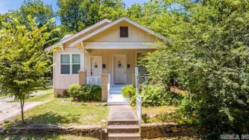 Foto principal - 408 S Booker St