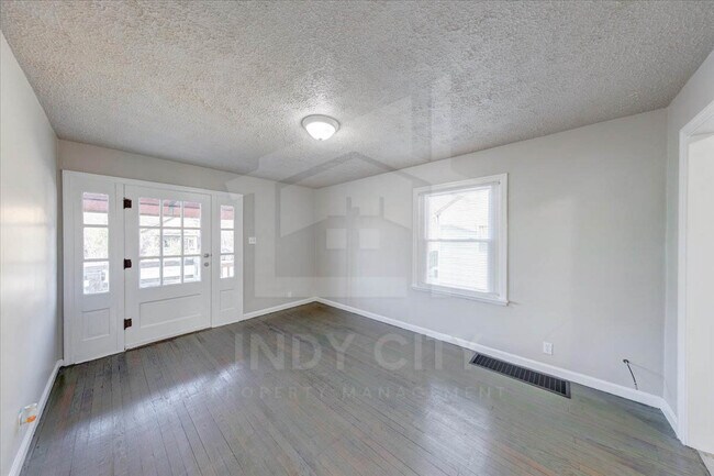 Foto del edificio - 3539 Prospect St