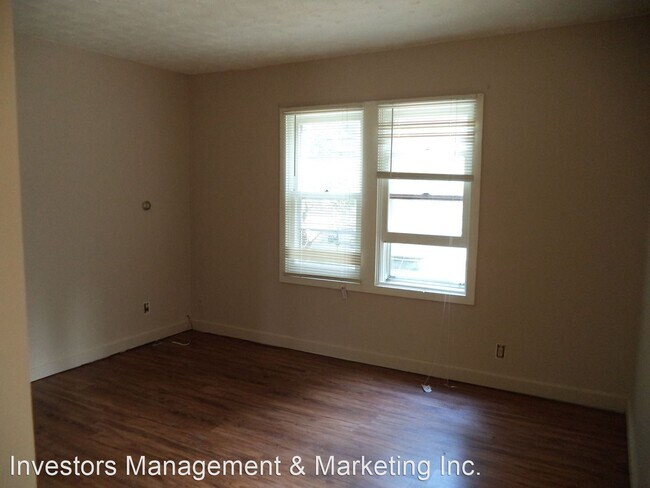 Building Photo - 2 br, 1 bath House - 711 6th Street NE