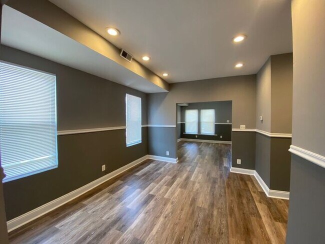 Foto del edificio - 3 Bedroom Semidetached home