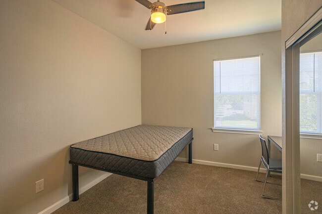 2BR, 2BA - 762SF - Milestone Stillwater