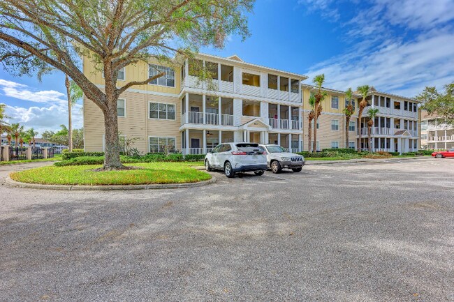 Foto del edificio - 4802 51st St W