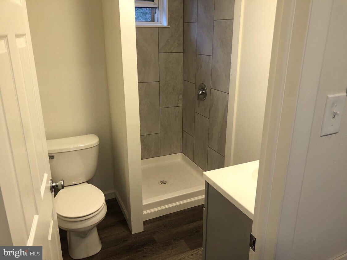 229 Oakland Ave, Audubon, NJ 08106 House Rental in Audubon, NJ