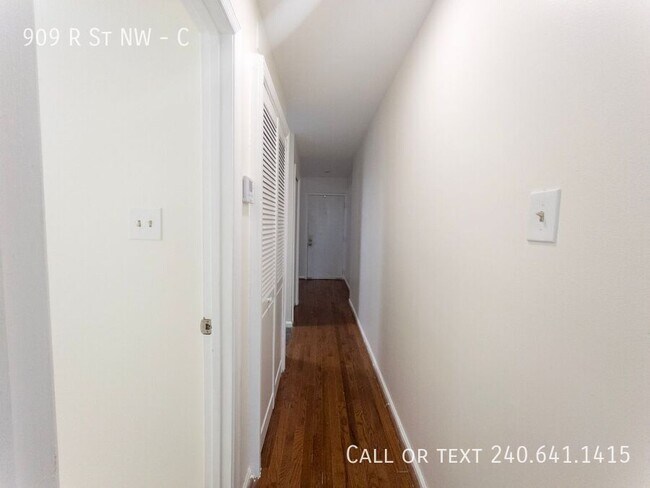 Photo - 909 R St NW-C Apartment