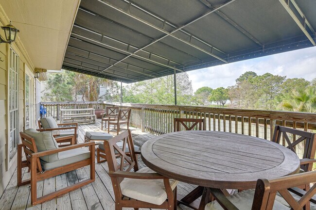 Foto del edificio - 18654 Martinique Dr