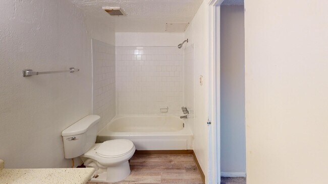 Building Photo - 207 Delamar Loop NW