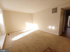 Building Photo - 2134 Commissary Cir