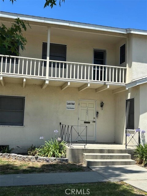 Foto del edificio - 10007 Cole Rd