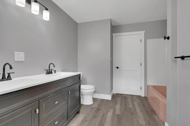 Foto del edificio - 8701 Tullahoma Hwy