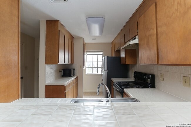 Foto del edificio - 11815 Vance Jackson Rd