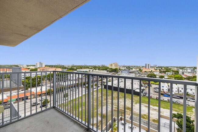Foto del edificio - 1110 NW 1st St