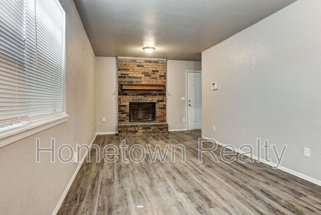 Foto del edificio - 310 NW 118th St