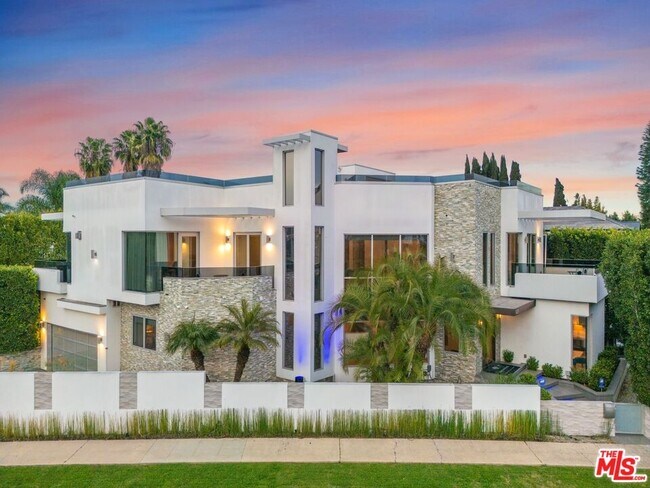 Foto del edificio - 6379 Colgate Ave