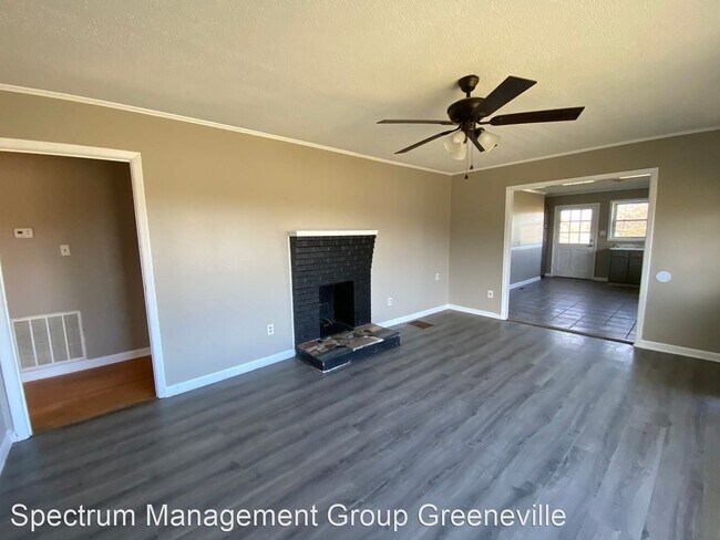 Building Photo - 4 br, 1 bath House - 230 Preacher Laws Rd