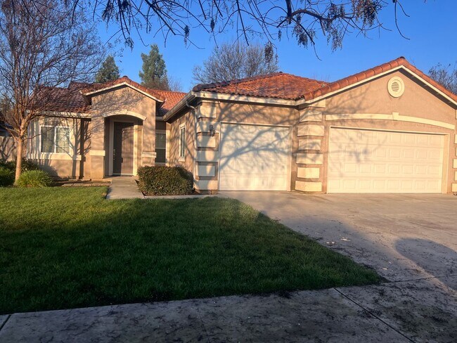Building Photo - 1989 MONSECCO ST  3 BEDROOM 2  BATHROOM - ...