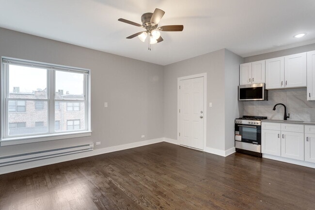 Foto del edificio - 8022 S Ellis Ave