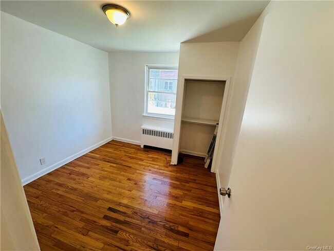 Foto del edificio - 1014 Swinton Ave