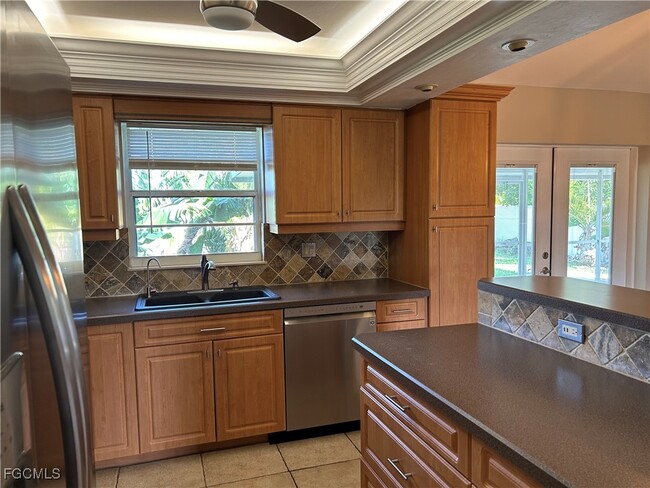 Foto del edificio - 717 SE 10th Ave