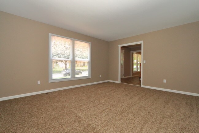 Building Photo - 73 Atwater Drive