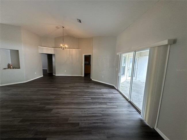 Foto del edificio - 13610 SW 86th Ave