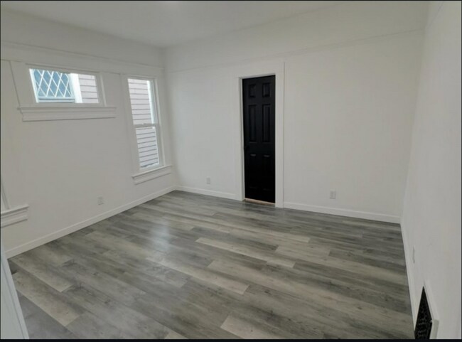 Foto del edificio - 908 W Colorado Ave