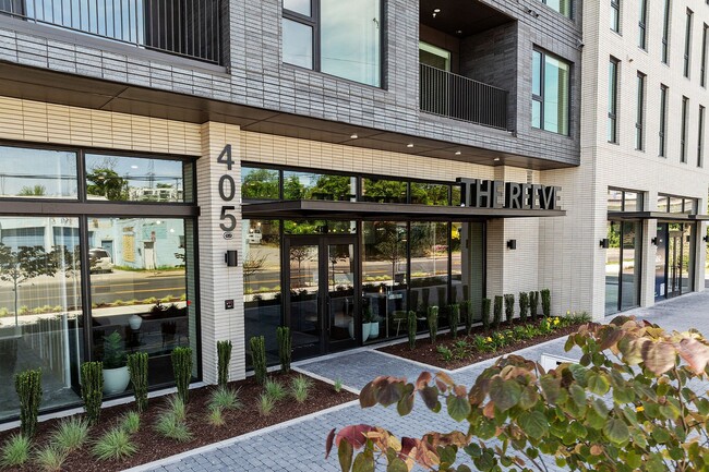 Building Photo - The Reeve