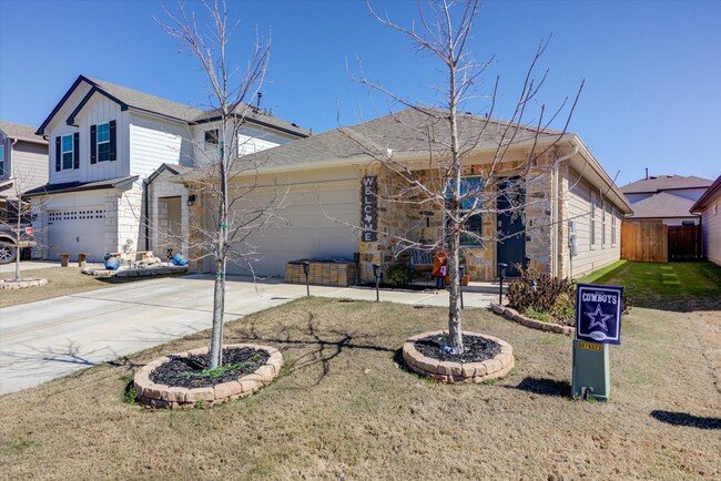 Building Photo - 213 Baron Creek Trail