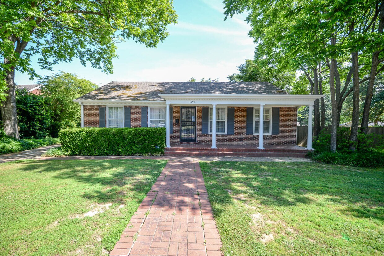 Primary Photo - 3590 Shirlwood Ave