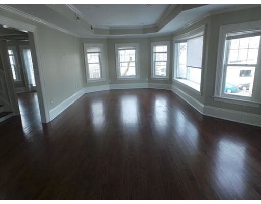 Building Photo - 89 Kenmere Rd