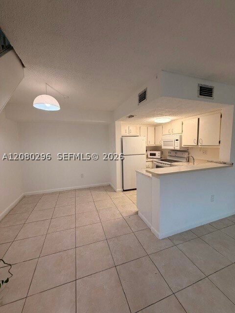 Building Photo - 8670 NW 6th Ln