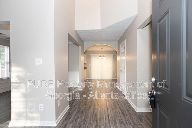Building Photo - 4303 Brighton Way NW