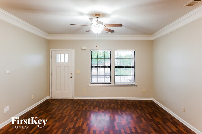 Foto del edificio - 601 Enclave Ln